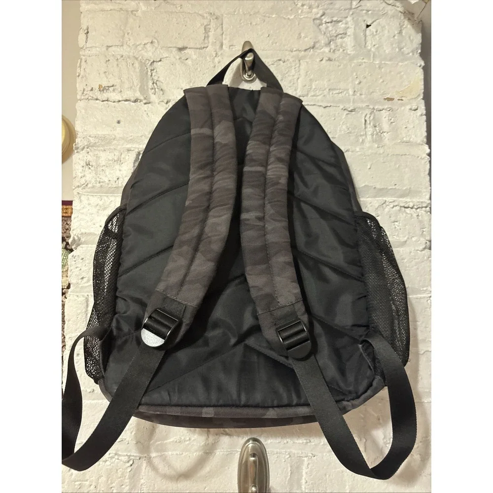 Athleta Girl,‎ Black Camouflage Backpackin Great Preowned Condition